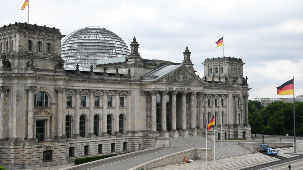 Deutscher Bundestag (Quelle: Deutscher Bundestag - Achim Melde) Deutscher Bundestag